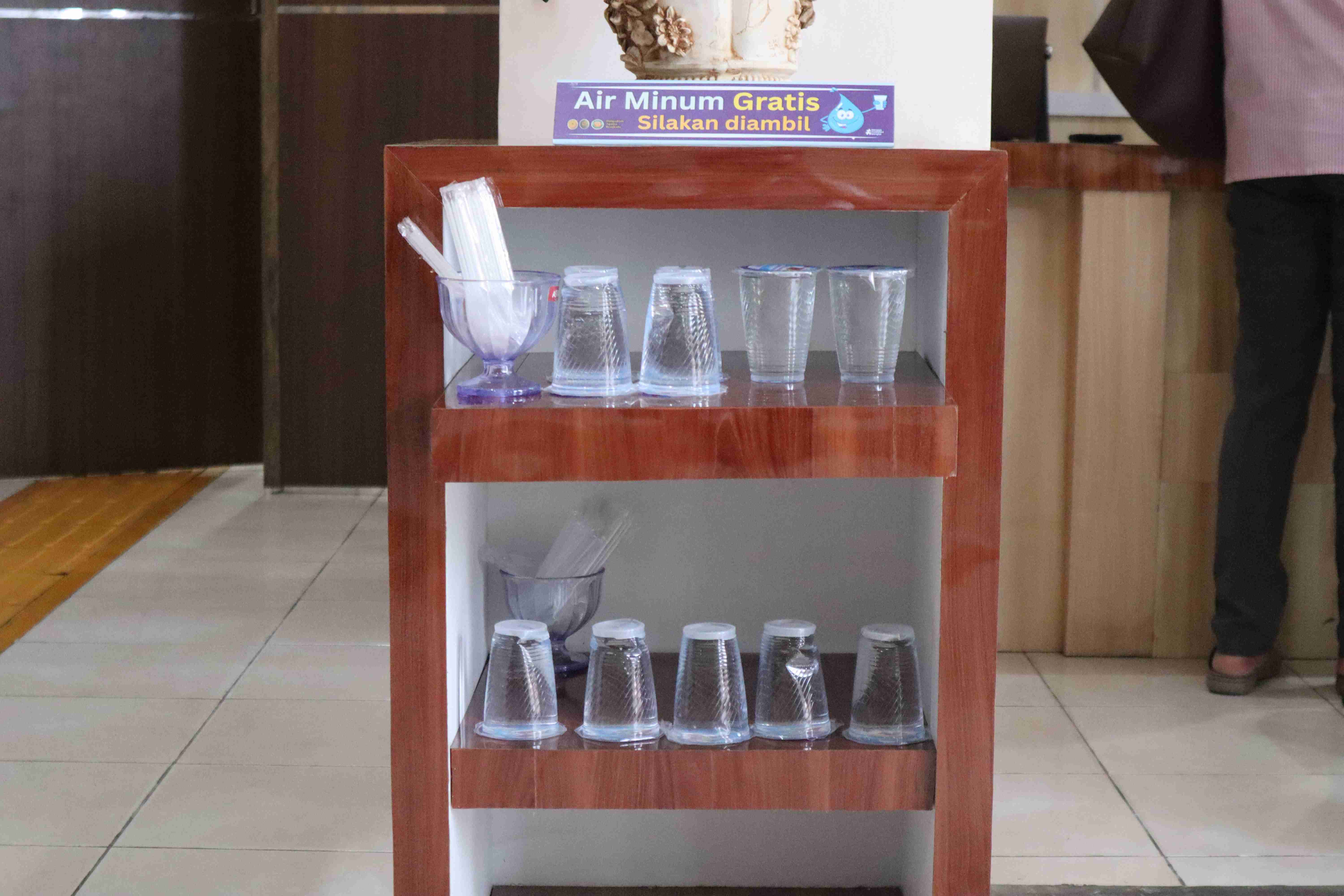 Air Minum Gratis