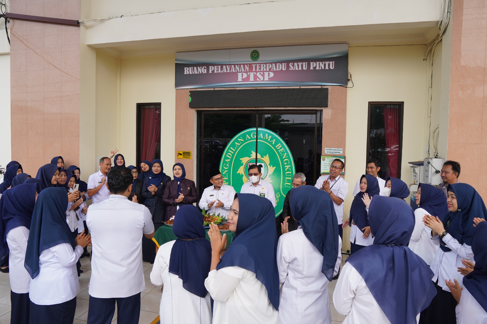 4 Hut pa bengkulu
