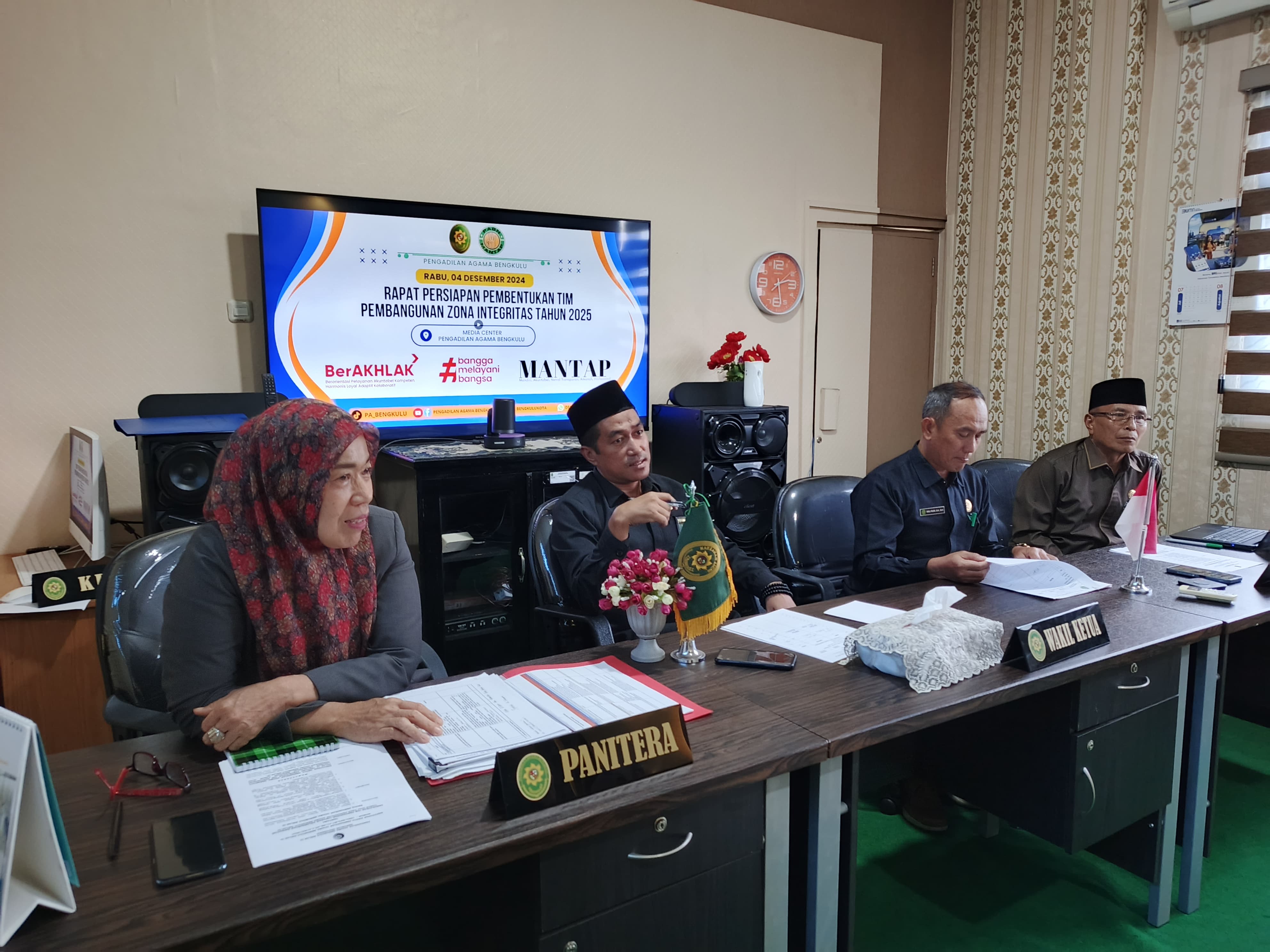 rapat gabungan 1